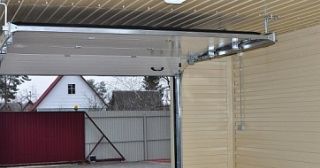 Купить гаражные ворота подъемные Карпинск, цена от 3923 руб.