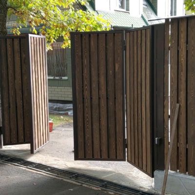 Купите и Закажите Ворота Гармошка: Лучшая Цена от 47750 руб, Установка под Ключ и Доставка в Карпинске и по Области