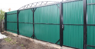 Купить ворота из профнастила Карпинск, цена от 4132 руб.