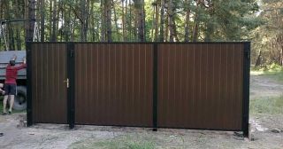 Купить распашные ворота из профнастила Карпинск, цена от 2772 руб.